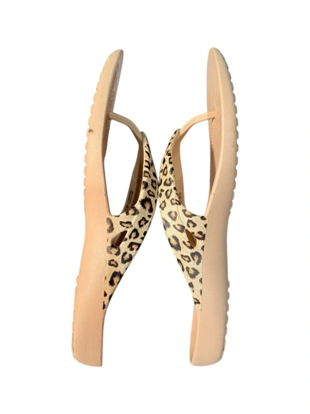 Croc’s Women’s Kadee 11 Leopard Print Flip Flop - Picture 4 of 7